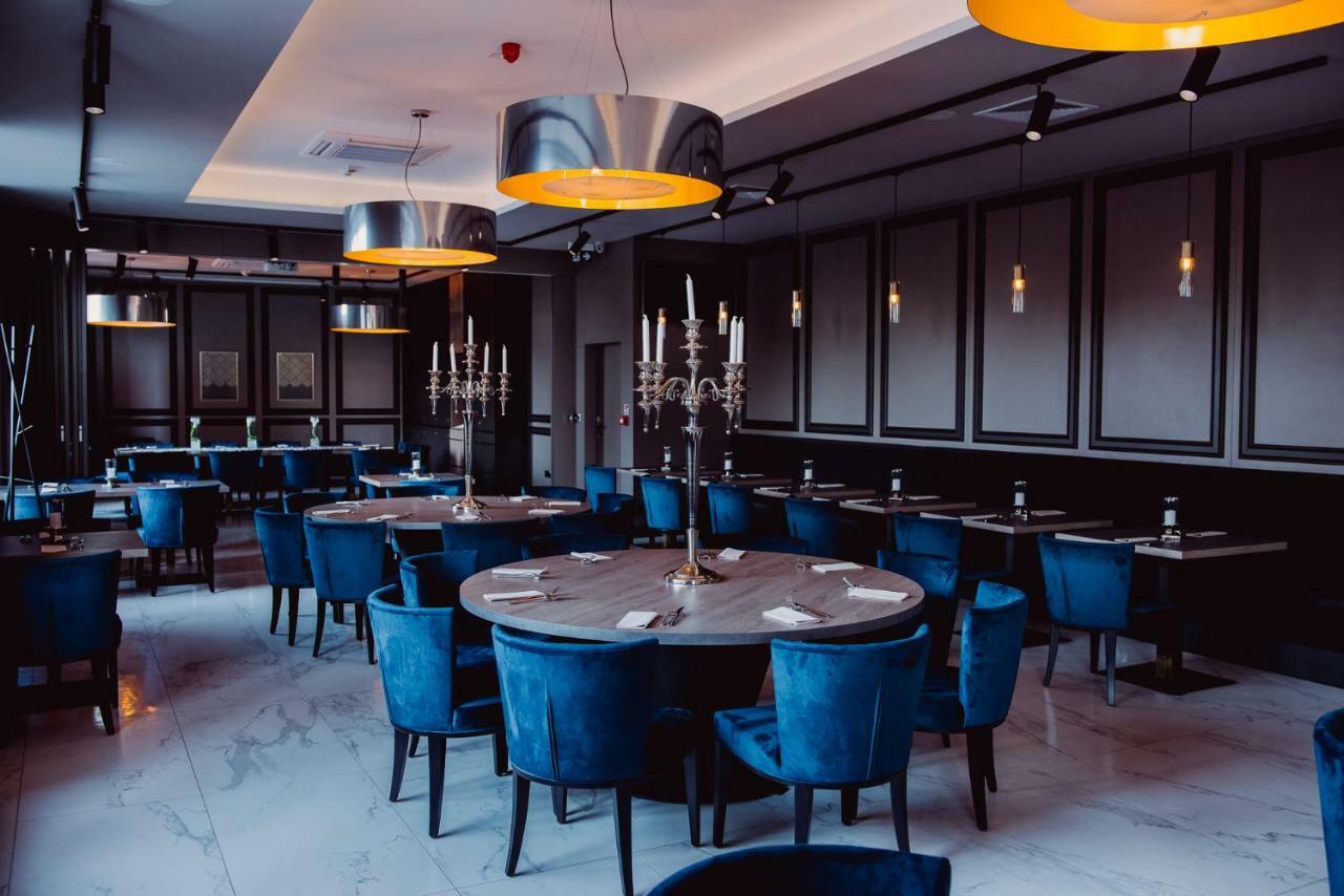 Hotel Evva Тарнобжег Экстерьер фото